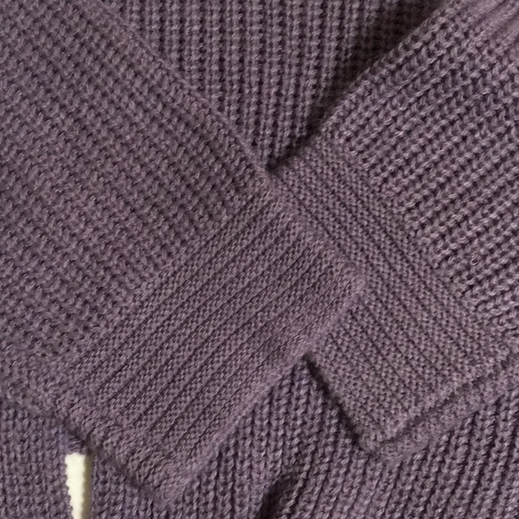 Size XXL  Lavender soft knit sweater - Picture 7 of 8